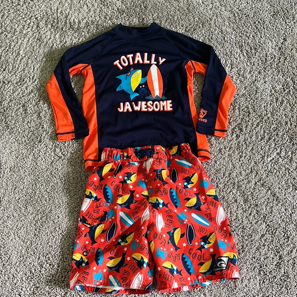 Toddler boys long sleeve rash guard swim set